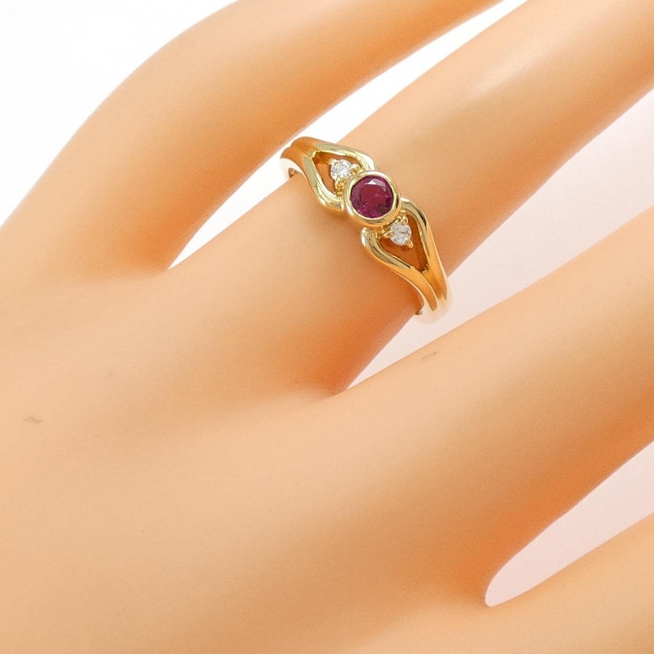 ミキモト ルビー リング 0.22CT