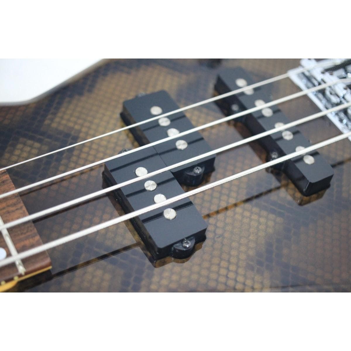 ＥＤＷＡＲＤＳ　　ＳＧＢ－１１５Ｓ　ＰＹＴＨＯＮ