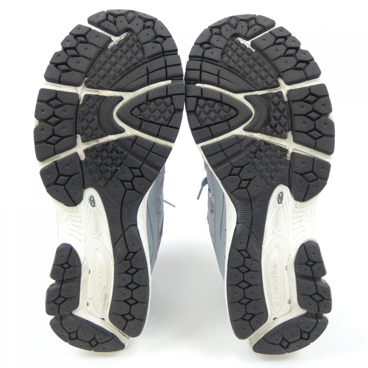 ニューバランス NEW BALANCE スニーカー