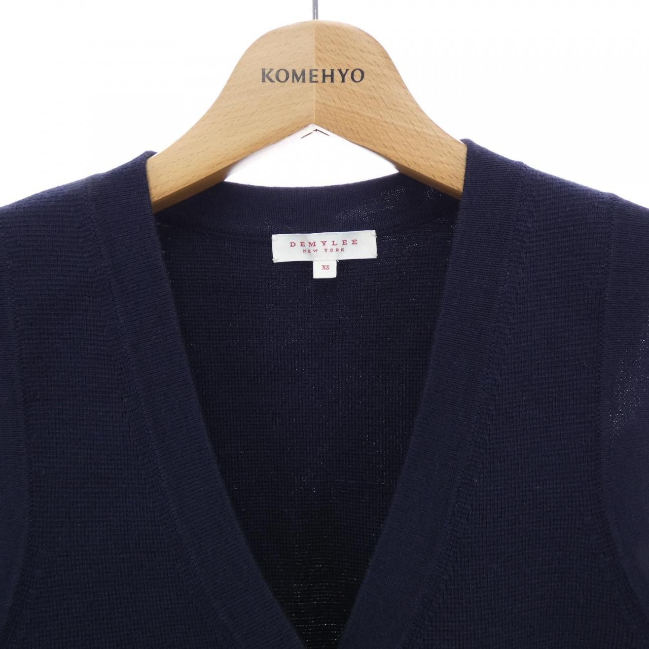 デミリー DEMYLEE ベスト