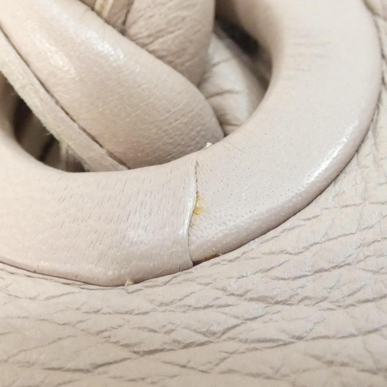 ボッテガヴェネタ 145133 V174B ショルダーバッグ