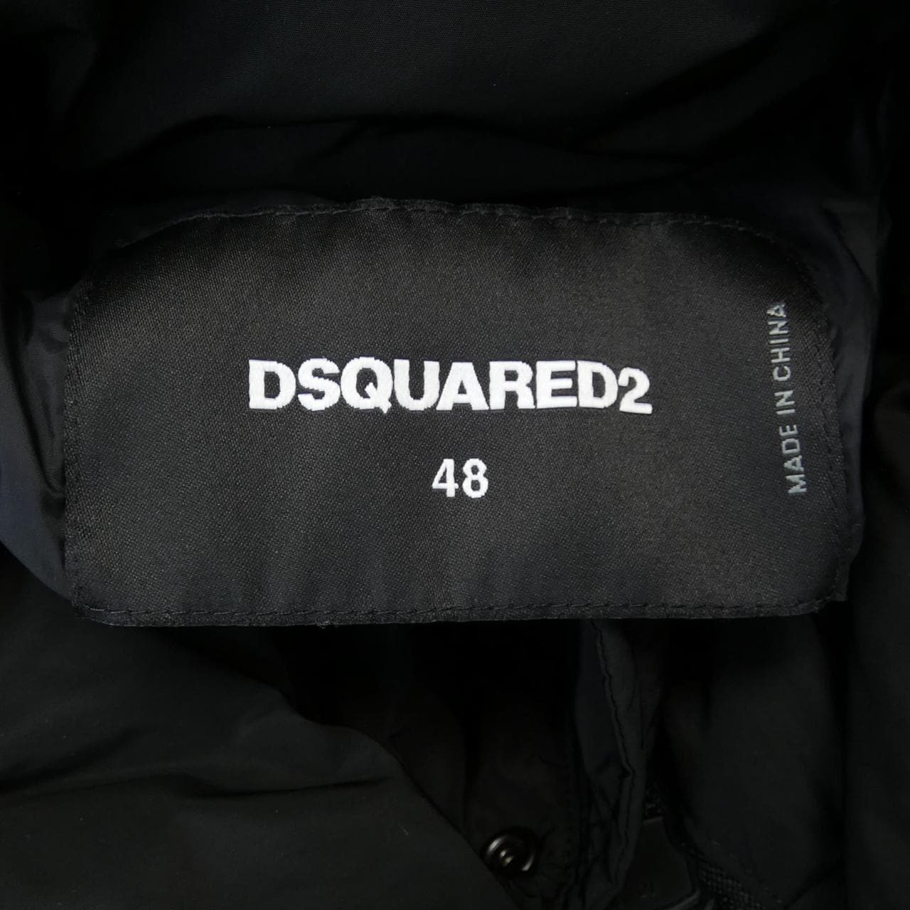 DSQUARED2羽绒服