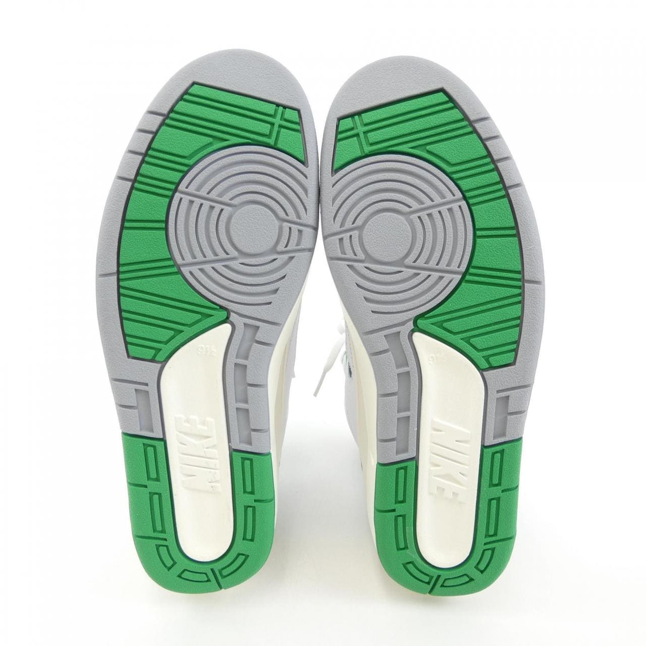 ナイキ ジョーダン NIKE JORDAN スニーカー
