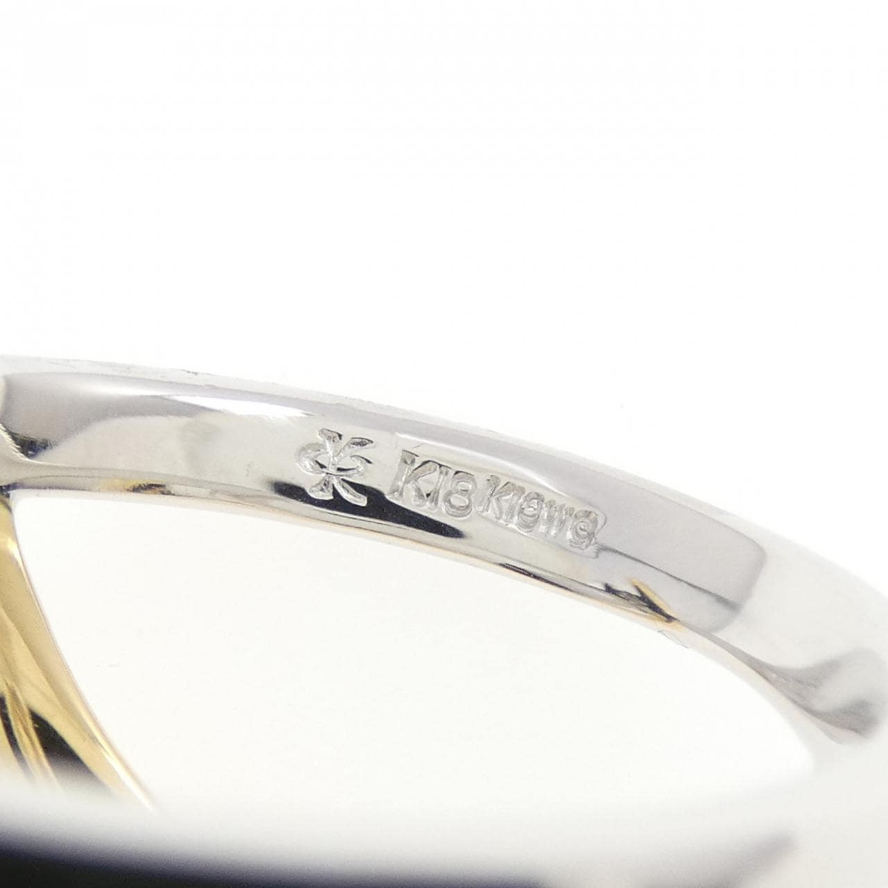 カラッチ ダイヤモンド リング 0.26CT