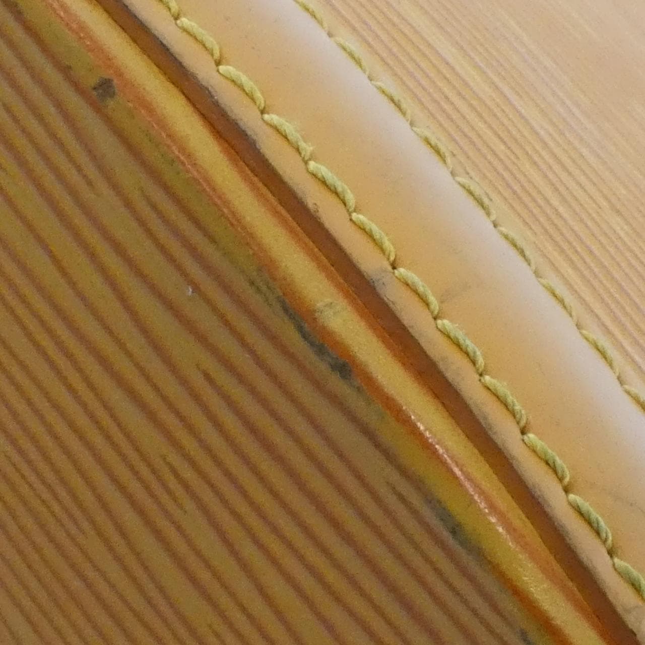 ルイヴィトン エピ クリュニー M52259 ショルダーバッグ