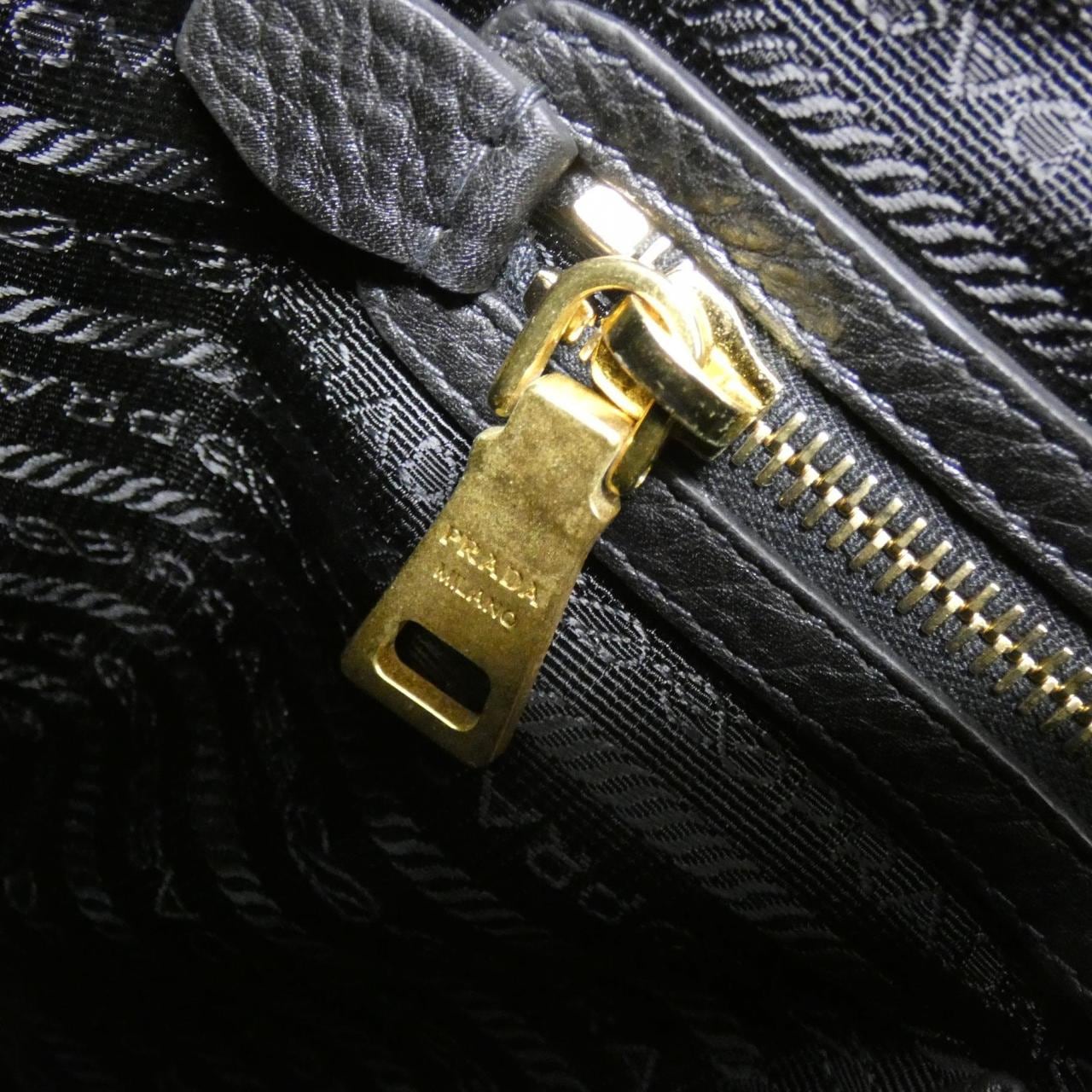 プラダ BL0805 ショルダーバッグ