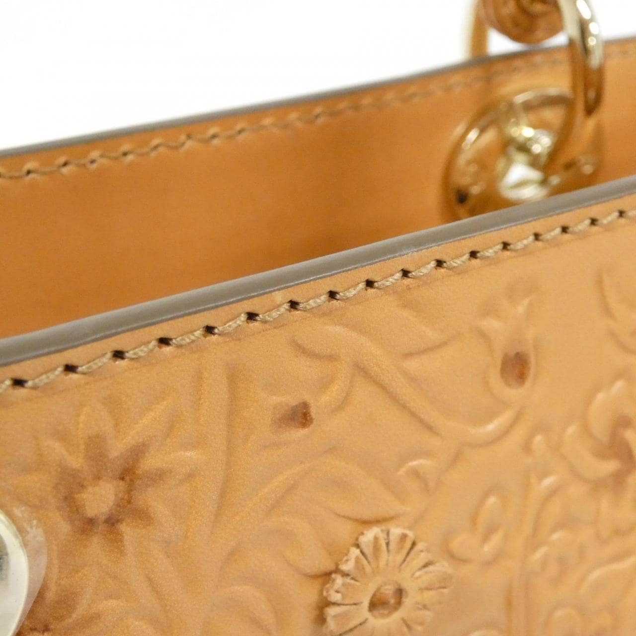 クリスチャンディオール レディ ディオール ミディアム バッグ