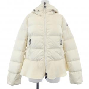 モンクレール MONCLER ダウンジャケット