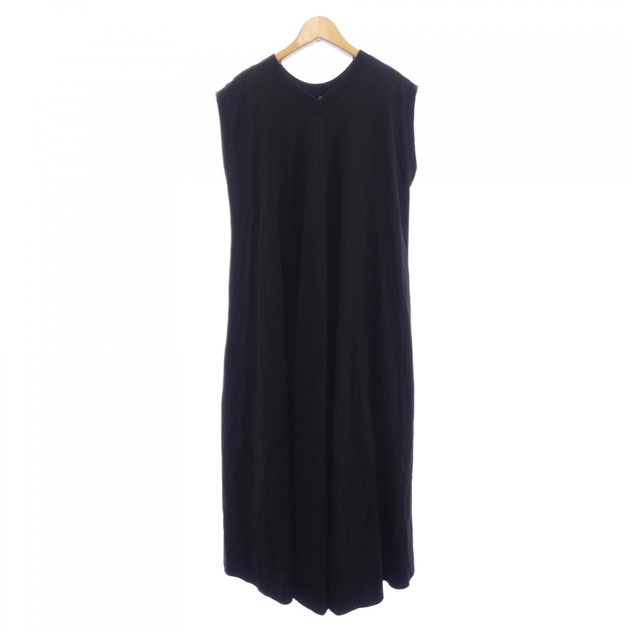 エイトン ATON カットワンピース