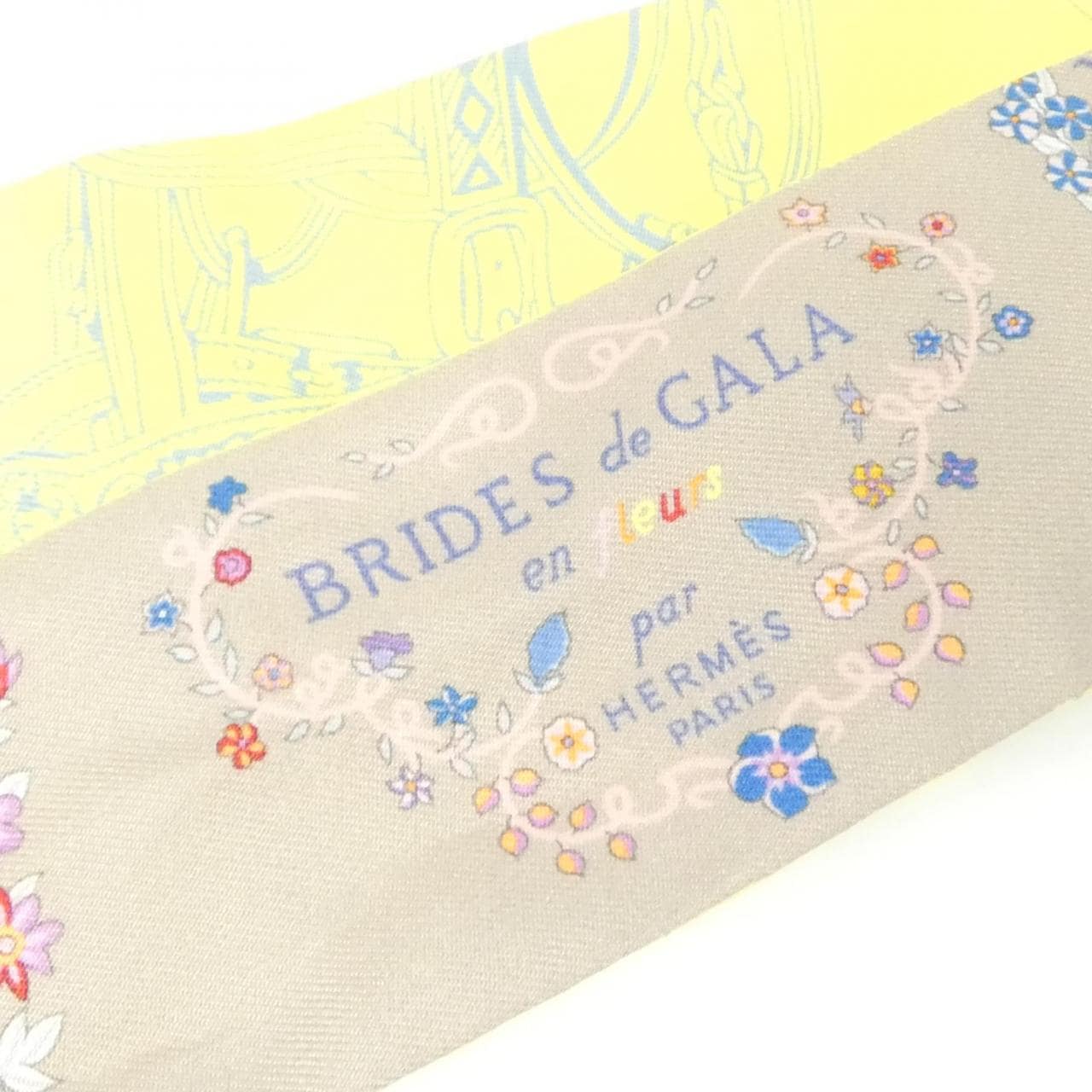 エルメス BRIDES DE GALA FLEURS ツイリー 064220S スカーフ