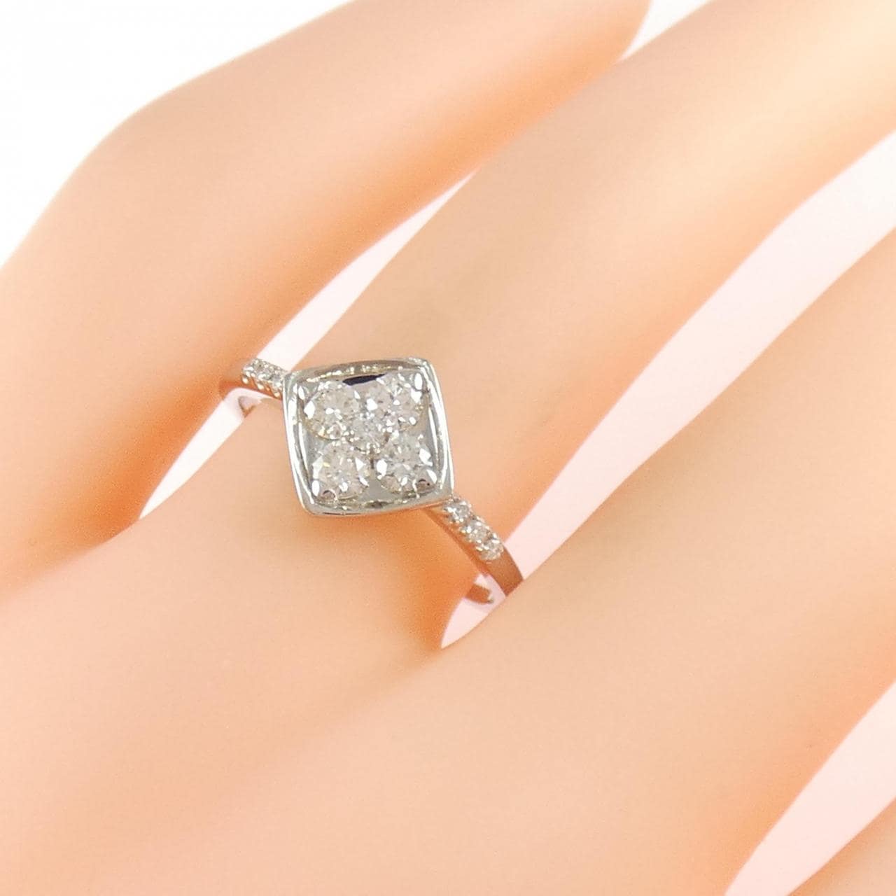 PT950 ダイヤモンド リング 0.31CT