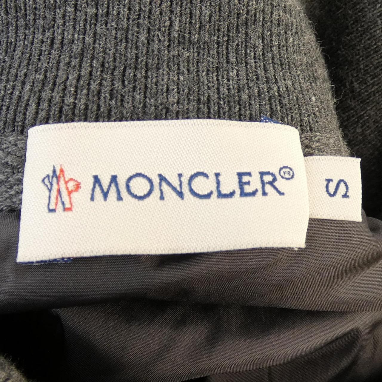 モンクレール MONCLER 20918403300 ブルゾン