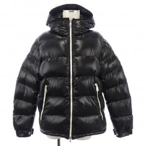 モンクレール MONCLER ダウンジャケット