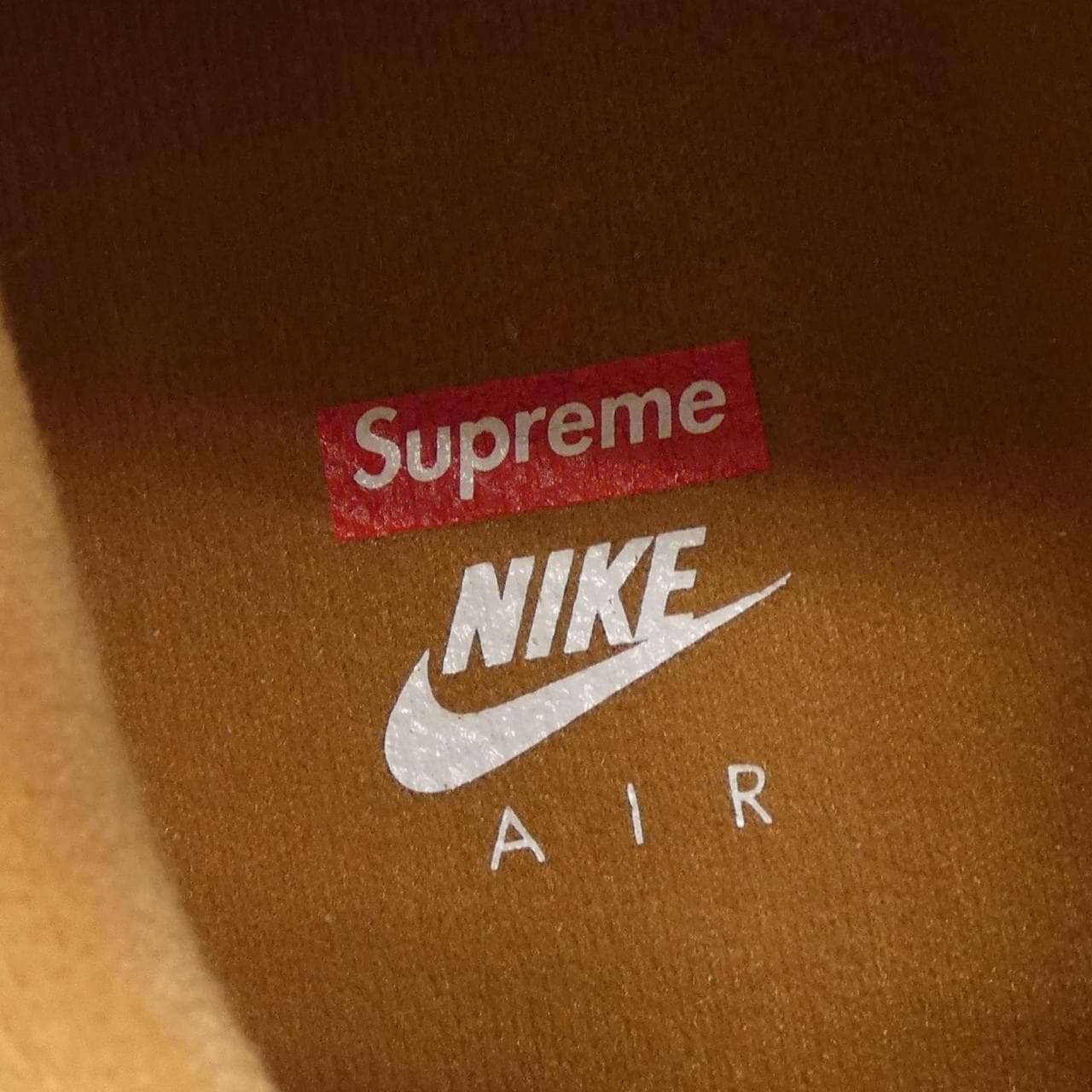 ナイキシュプリーム NIKE×SUPREME スニーカー