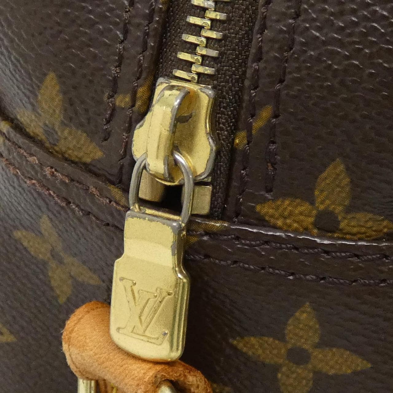 ルイヴィトン モノグラム ナイル M45244 ショルダーバッグ