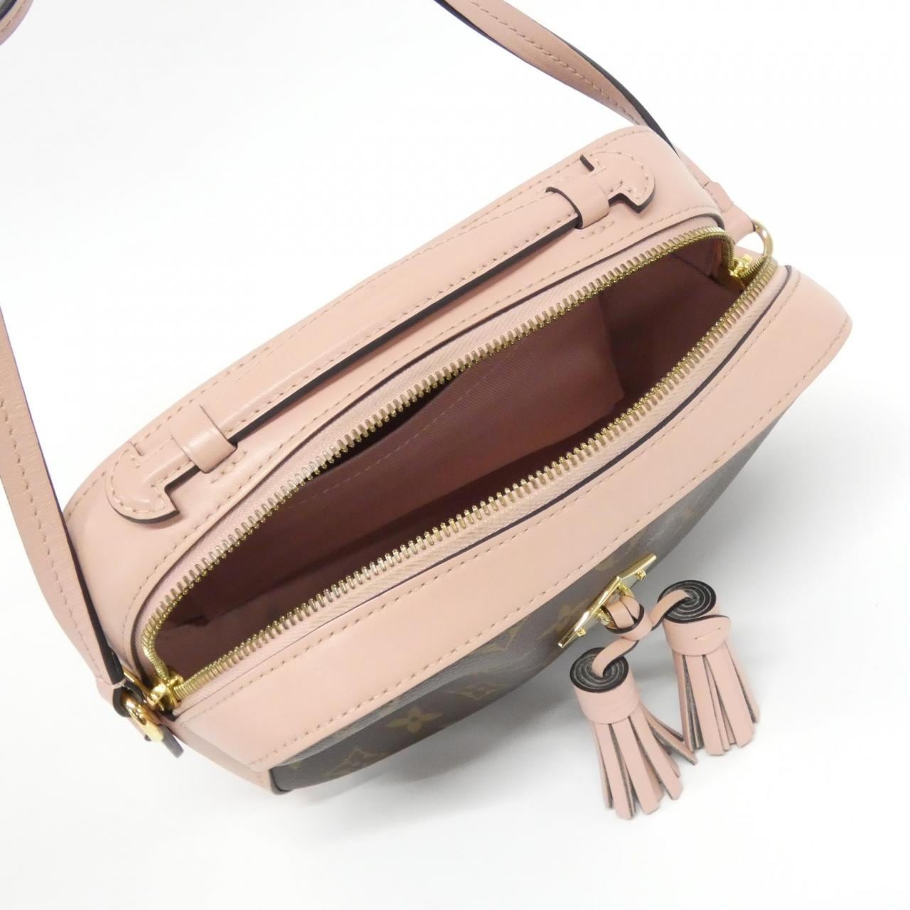 LOUIS VUITTON Monogram Saintonge M44442 Shoulder Bag