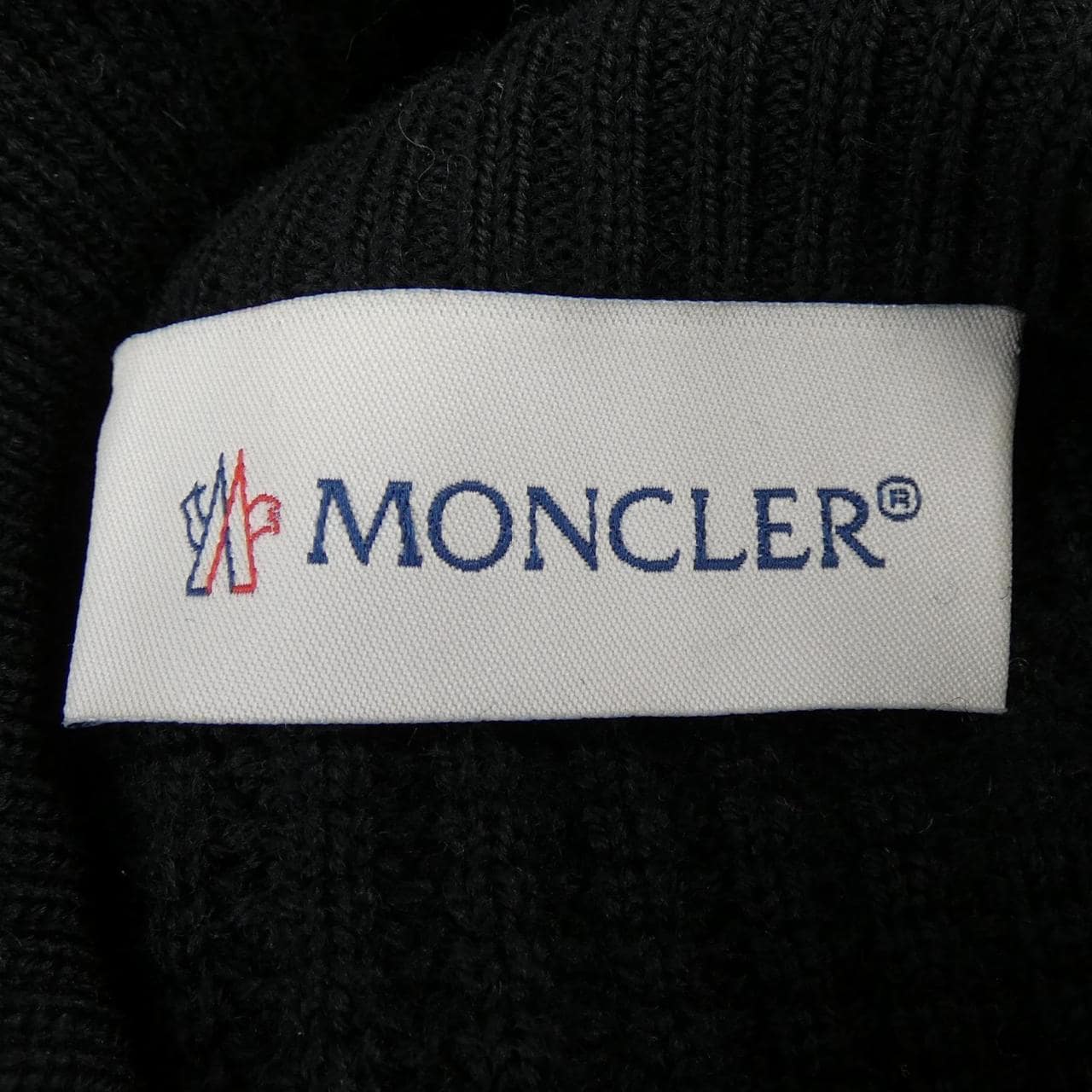 モンクレール MONCLER 20919B51600 ダウンジャケット