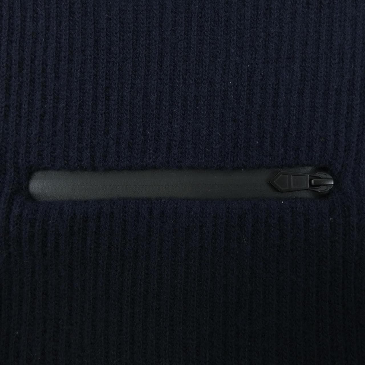 HERMES MUFFLER