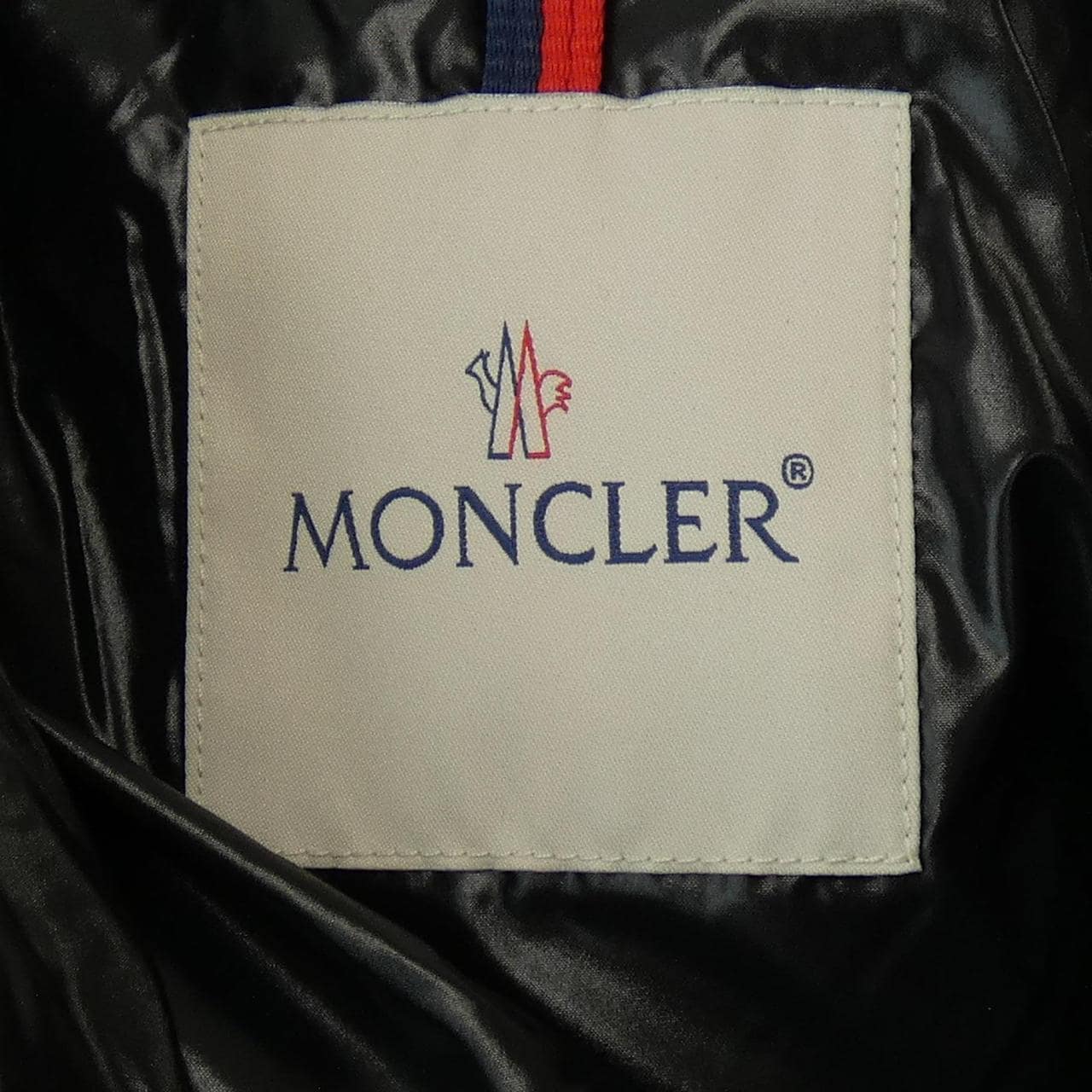 モンクレール MONCLER ダウンジャケット