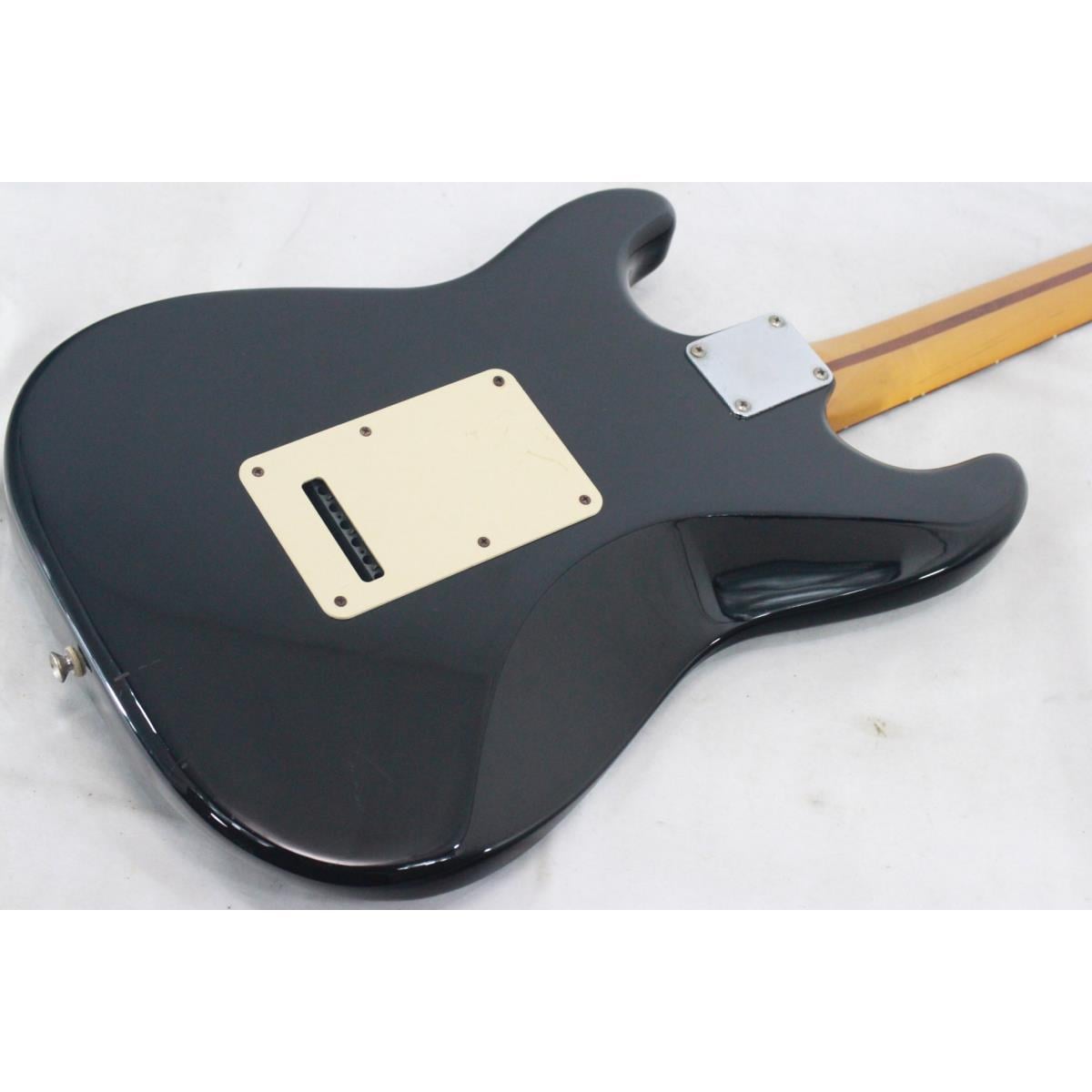 FENDER ST-35