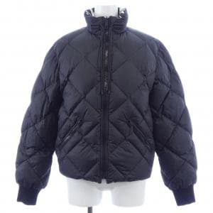 エルメス HERMES LA PROMENADE DU MATIN 2H0159D4 ダウンジャケット