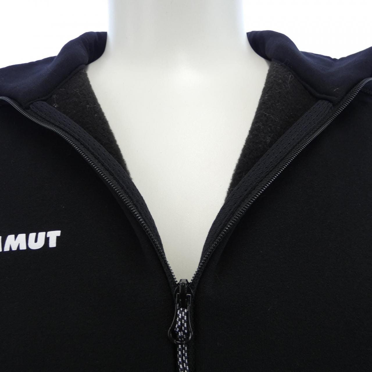 マムート MAMMUT ブルゾン