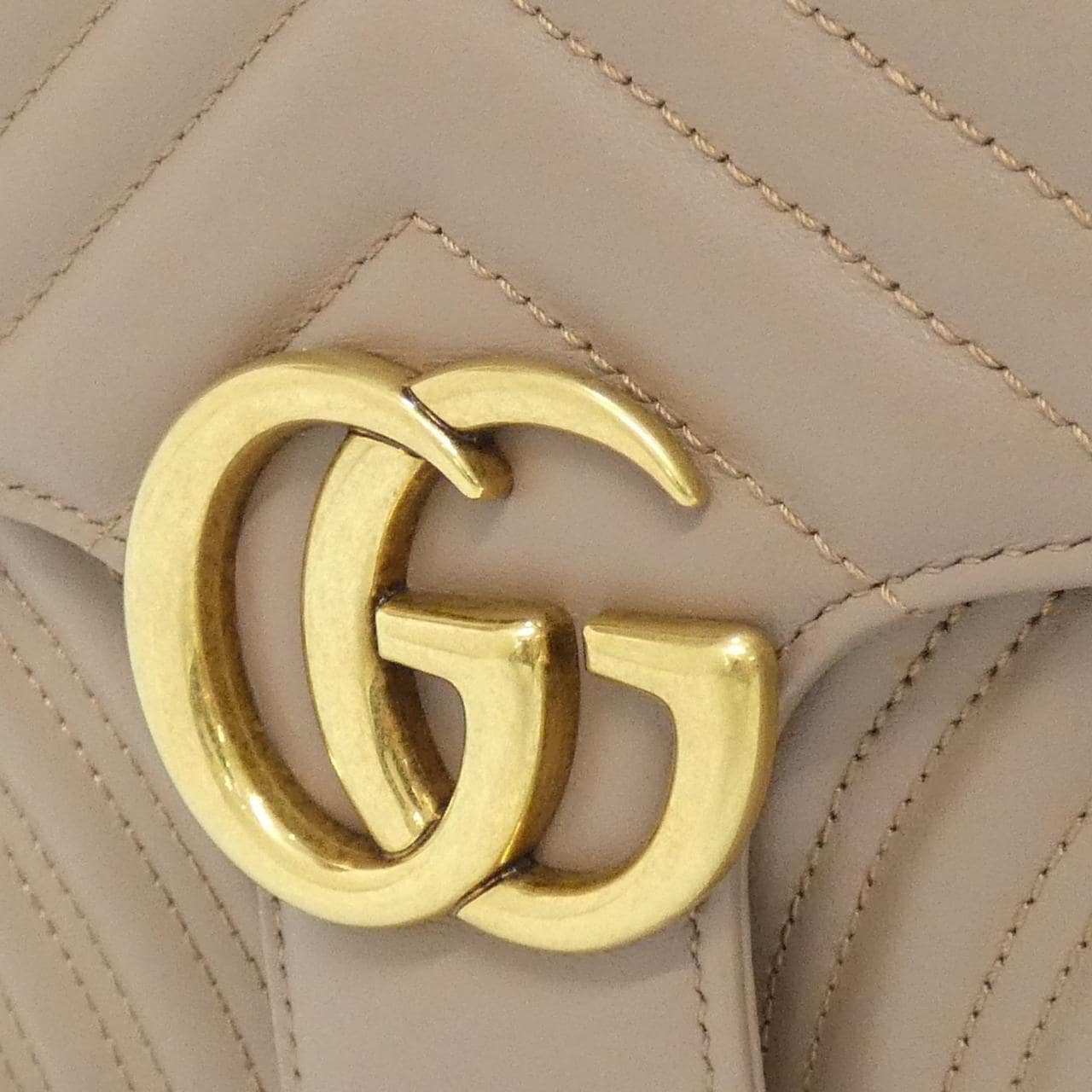 グッチ GG MARMONT 443497 DTDIT ショルダーバッグ