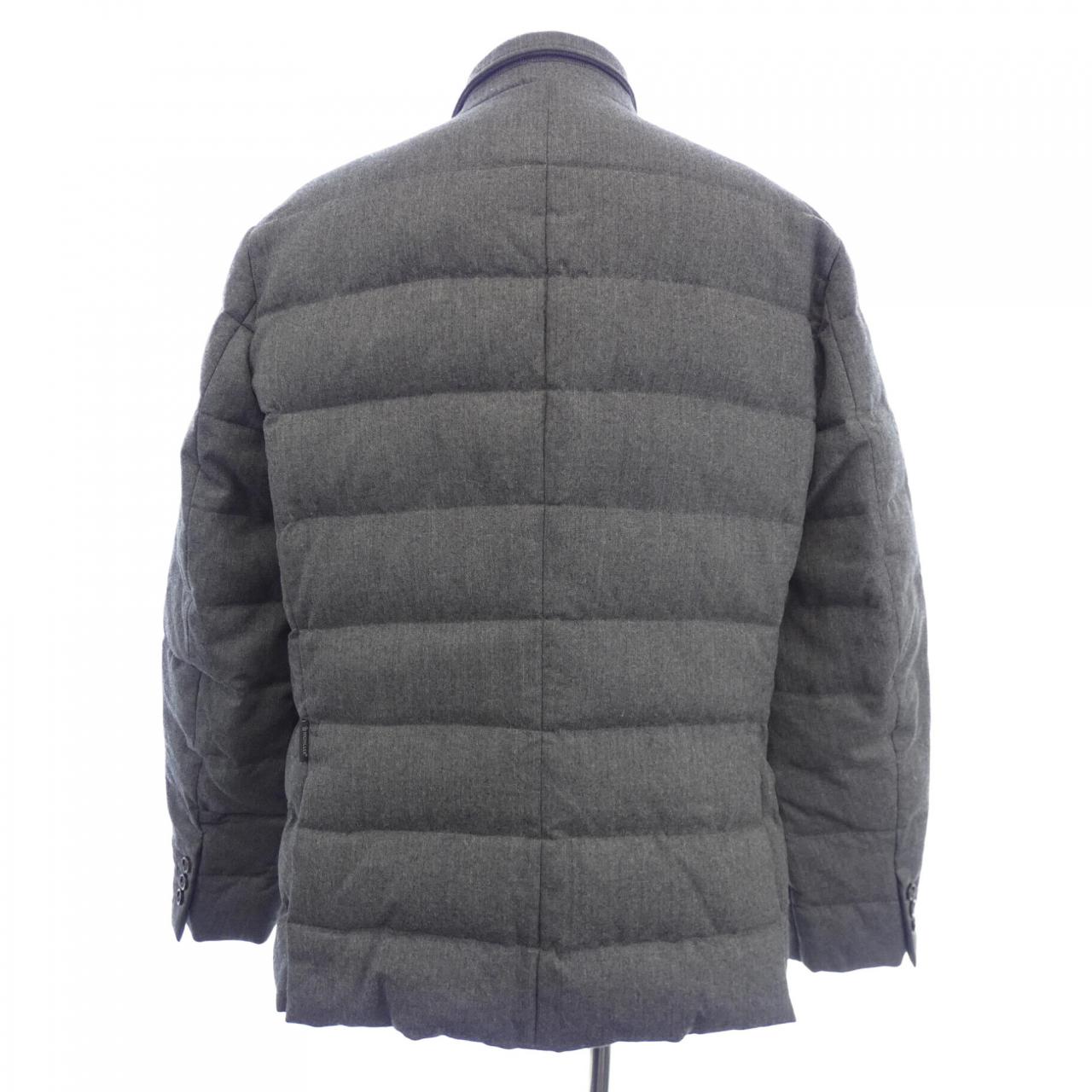 モンクレール MONCLER ダウンジャケット