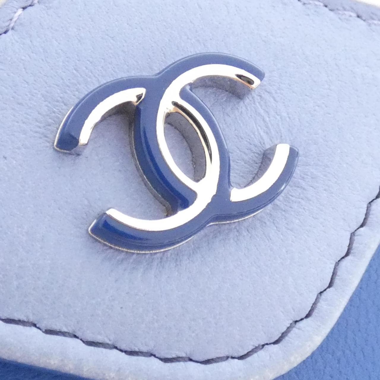 CHANEL INCASE