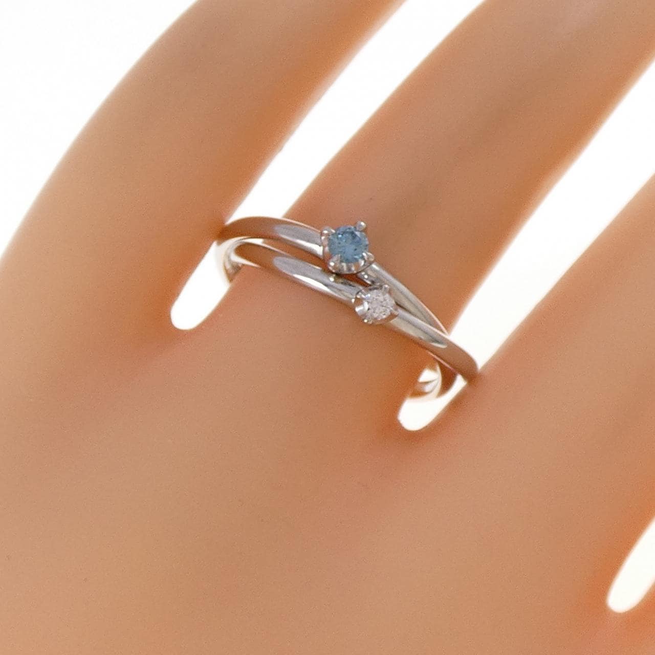 4゜C ダイヤモンド リング