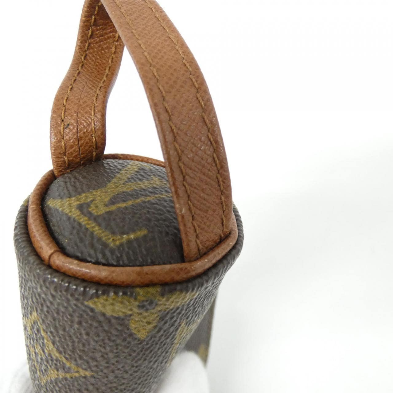 ルイヴィトン モノグラム エテュイ トロア ボール ゴルフ M58249 ゴルフボールケース