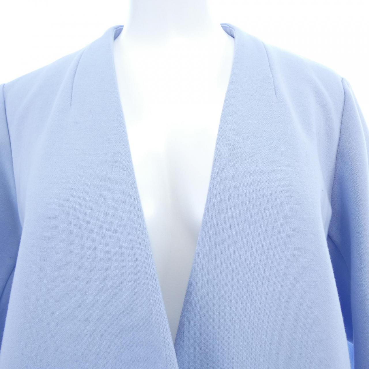 エヴェックスバイクリツィア EVEX BY KRIZIA コート