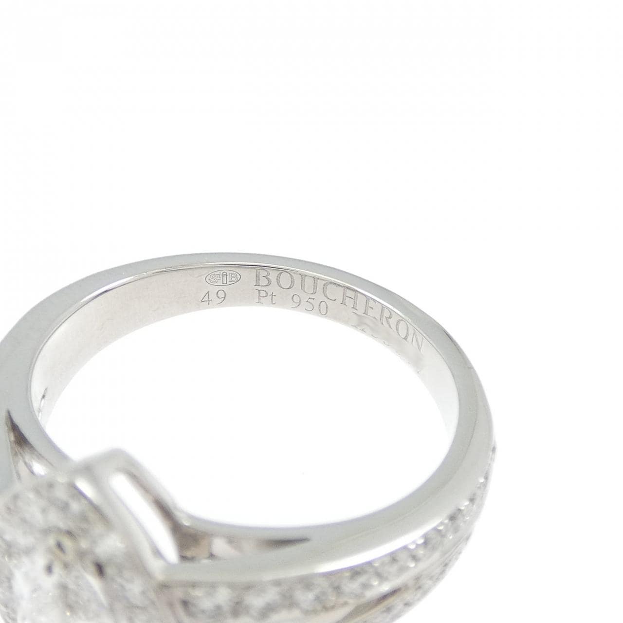 ブシュロン エターナルグレース リング 0.51CT D VVS1 マーキスカット