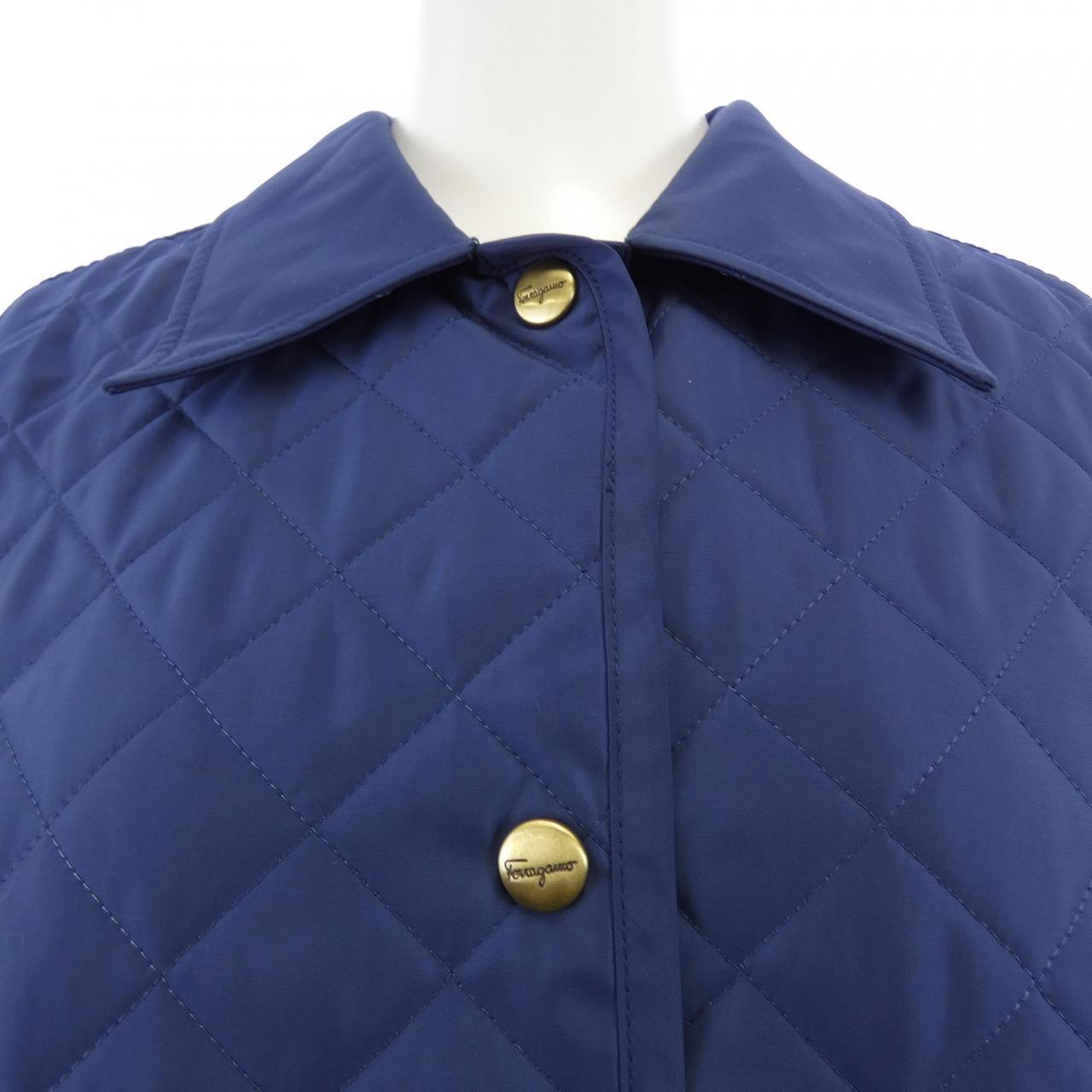 サルヴァトーレフェラガモ SALVATORE FERRAGAMO コート