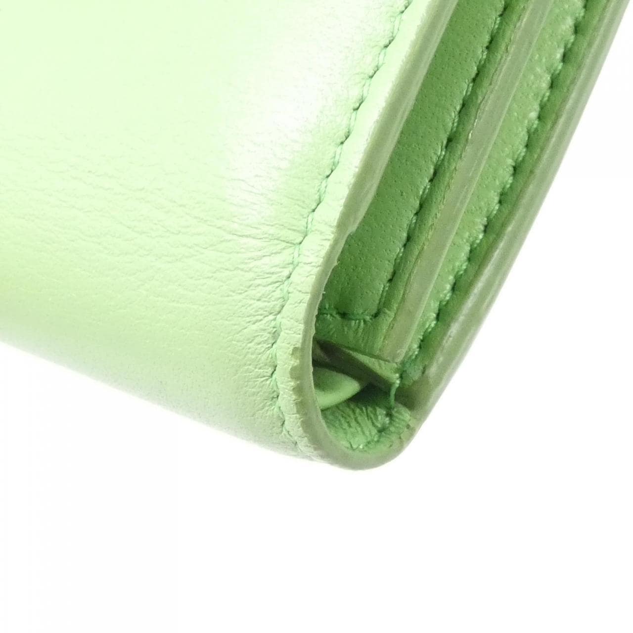 ヴァレンティノガラヴァーニ 財布