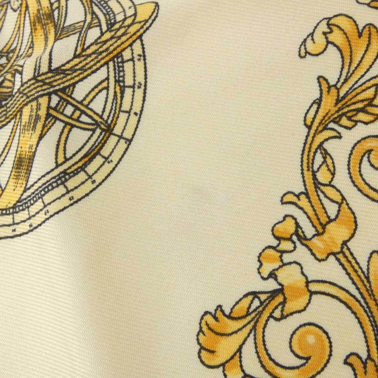 エルメス ガヴロッシュ プチスカーフ