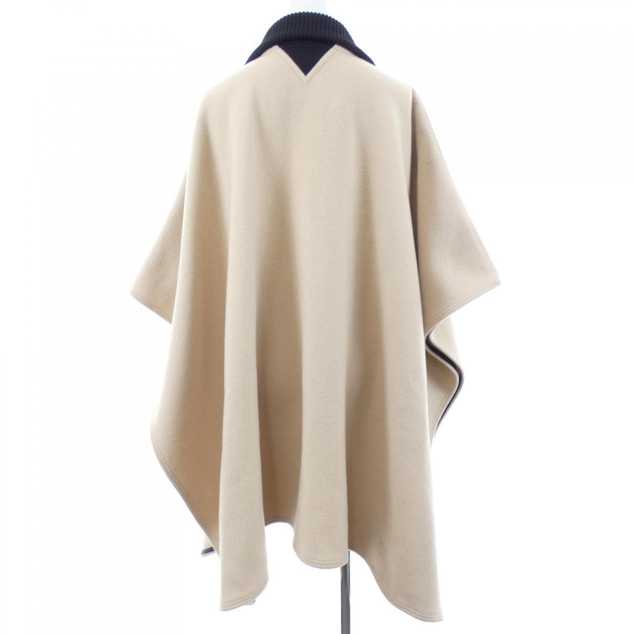 ルイヴィトン LOUIS VUITTON FDC011AYZ ケープ