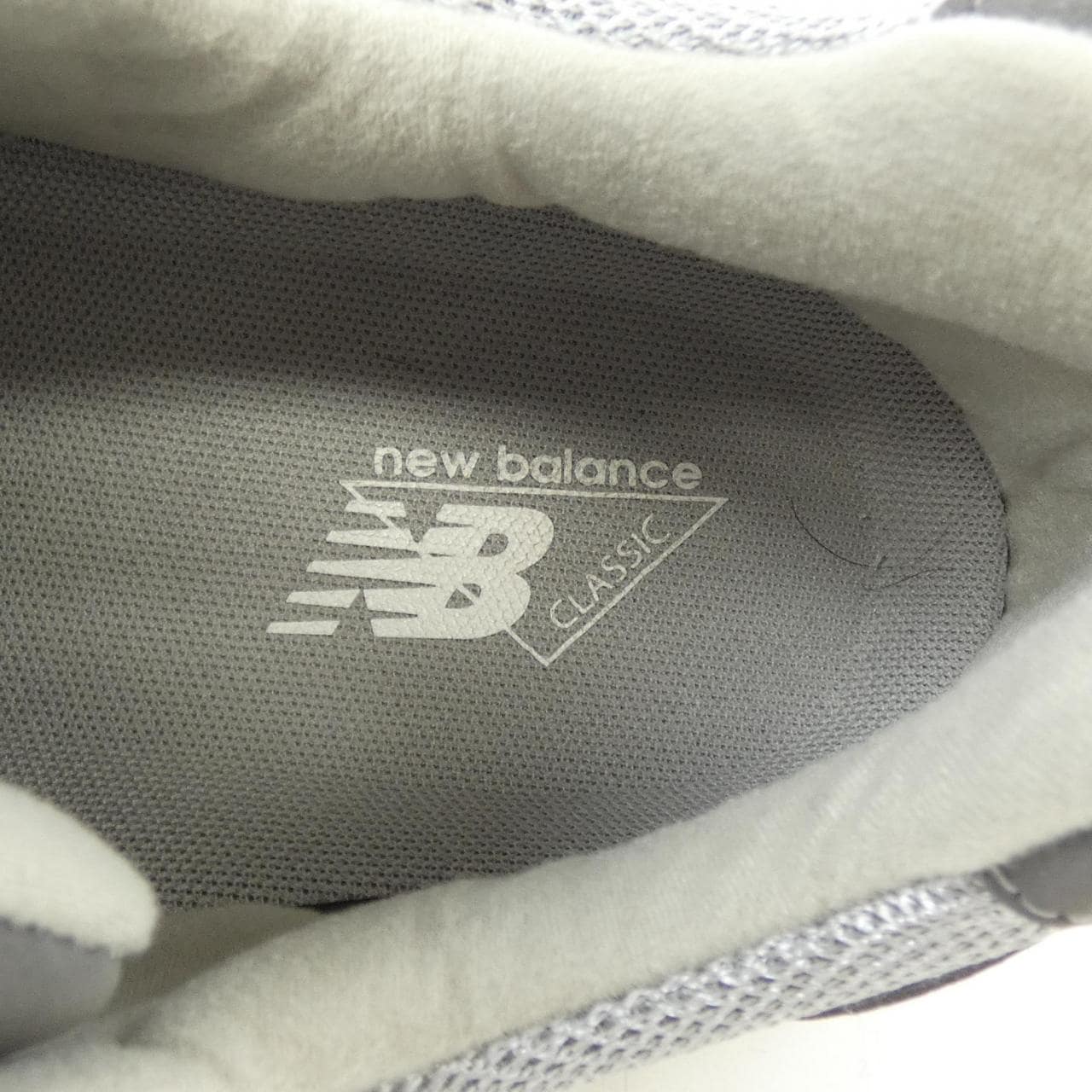 ニューバランス NEW BALANCE U992GY スニーカー