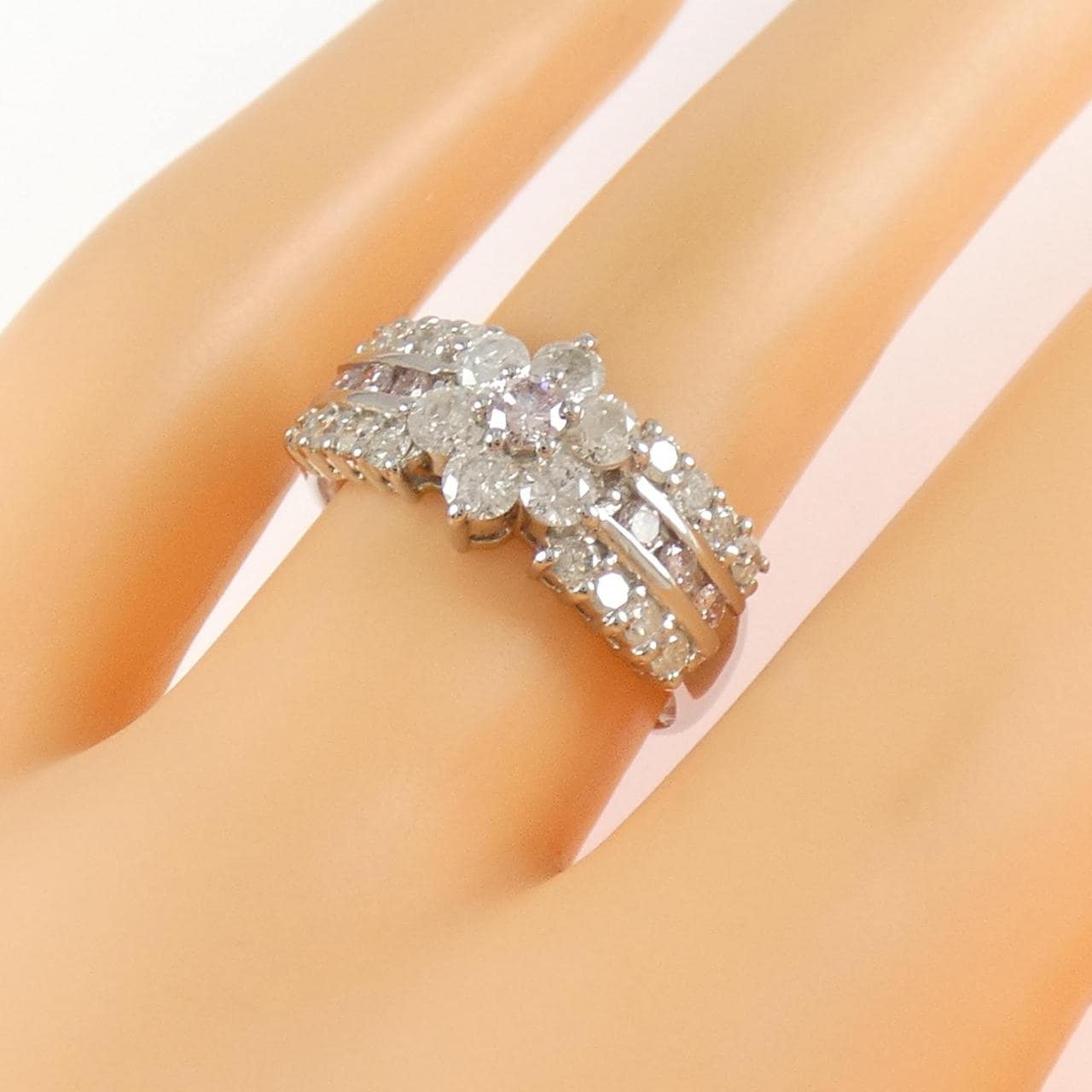 PT1000 フラワー ピンクダイヤモンド リング 0.2CT