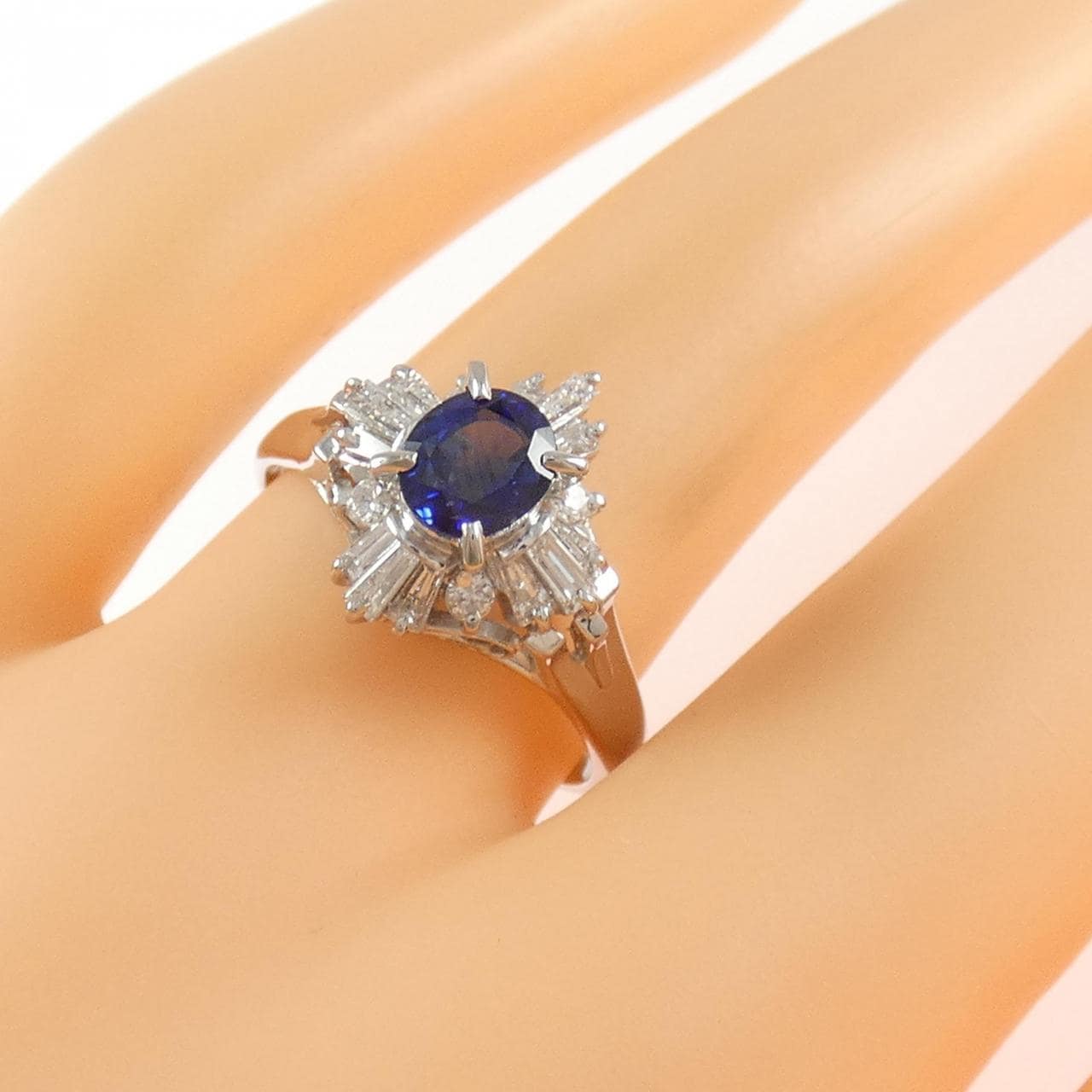 PT900 サファイヤ リング 0.69CT