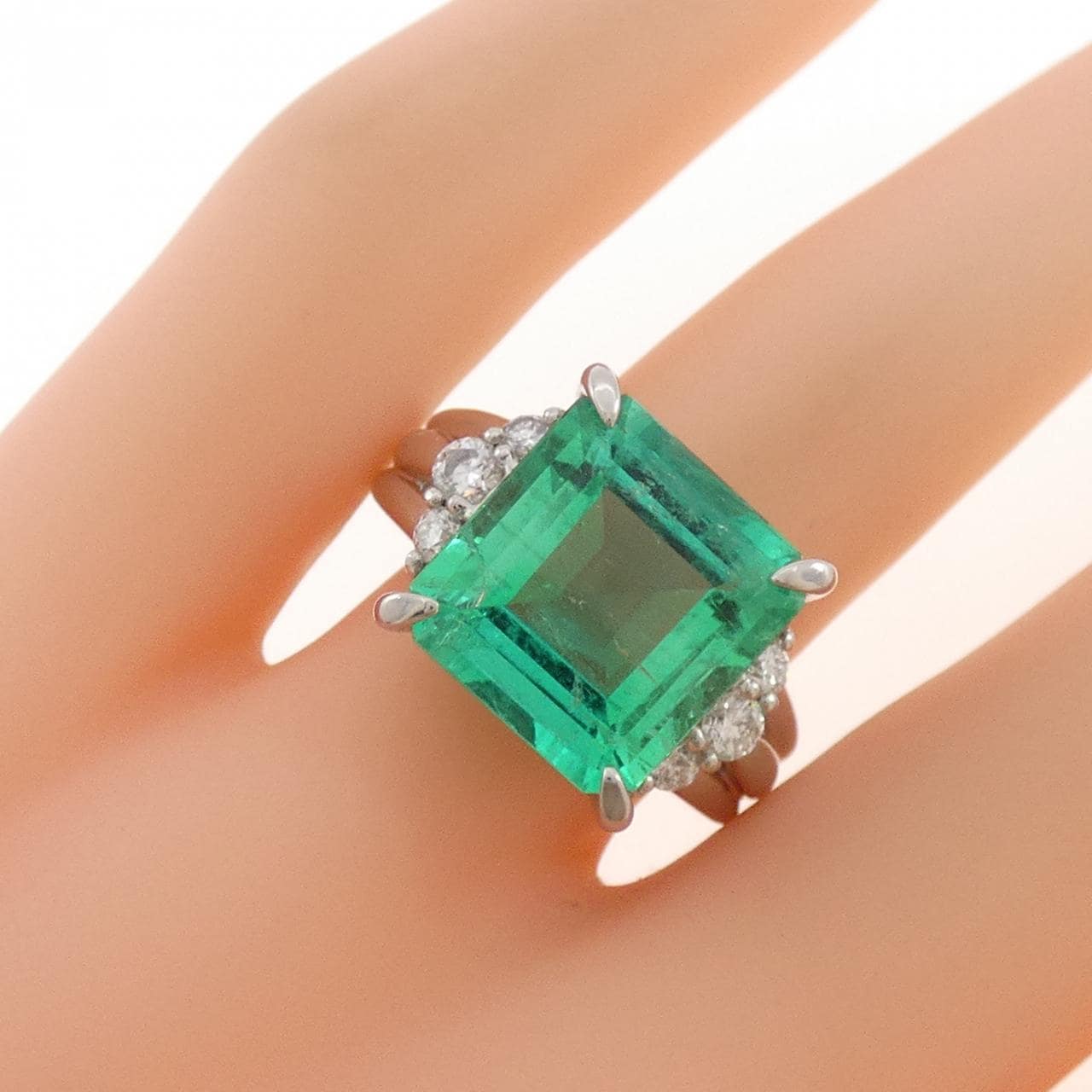 PT900 エメラルド リング 6.17CT コロンビア産