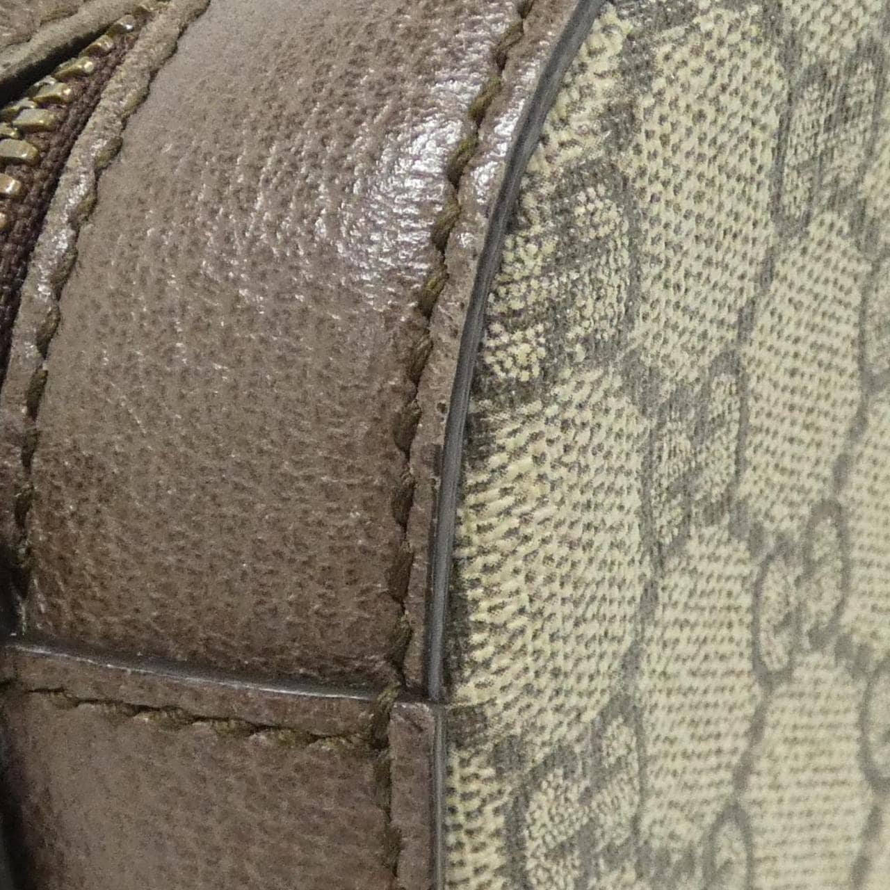 グッチ NEO VINTAGE 476466 K9GVT ショルダーバッグ