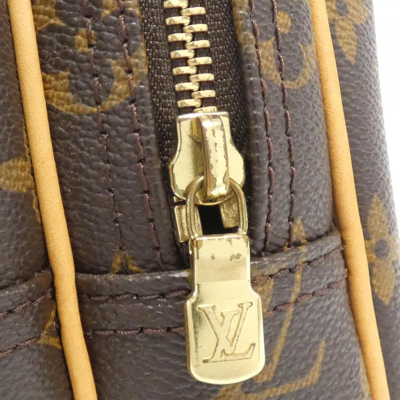 LOUIS VUITTON Monogram Reporter 28 公分 M45254 單肩包