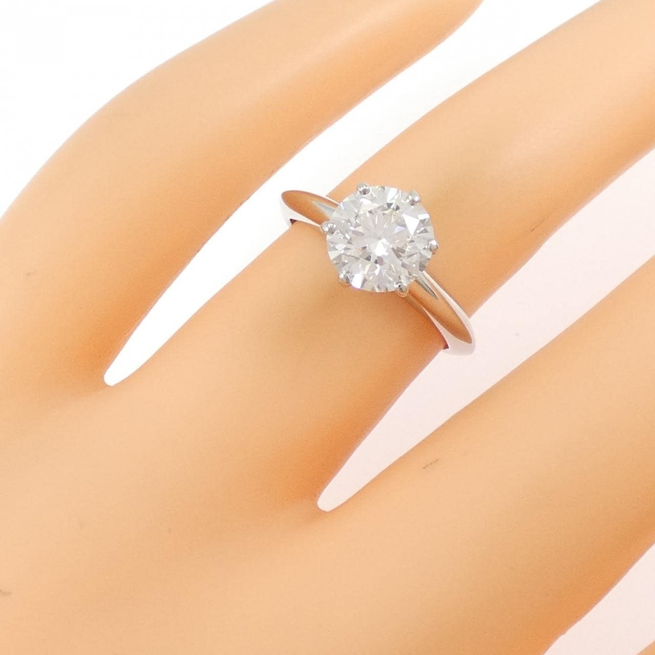 ティファニー クラシックソリティア リング 1.49CT