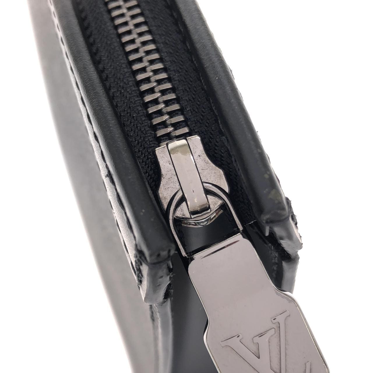 ルイヴィトン モノグラム エクリプス ポシェット ヴォワヤージュ MM M61692 バッグ