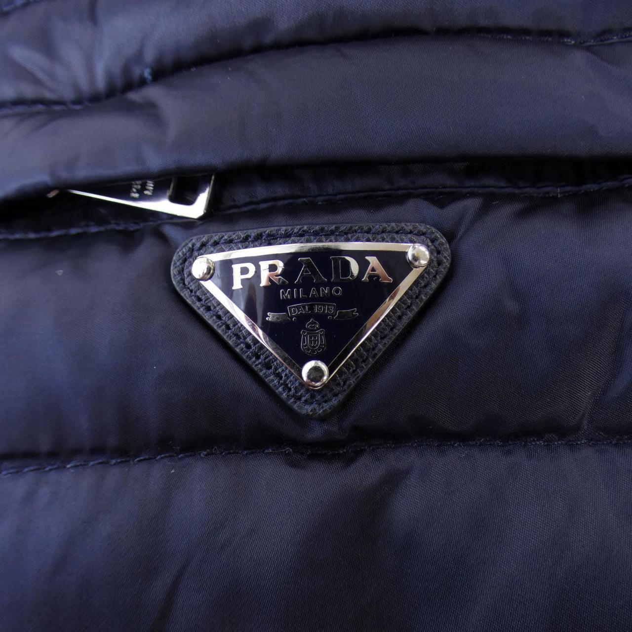 プラダ PRADA ダウンベスト