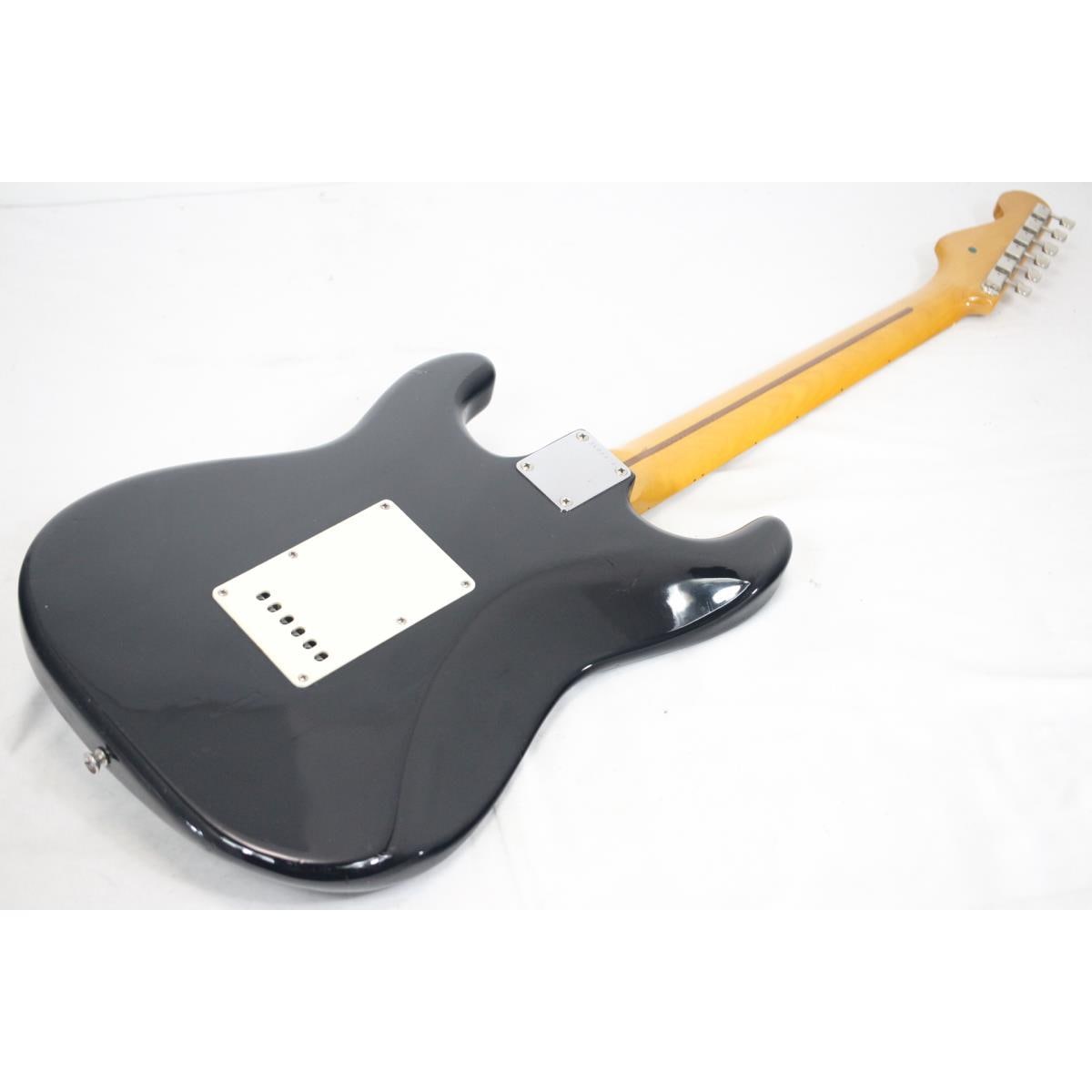 FENDER JAPAN ST57-65