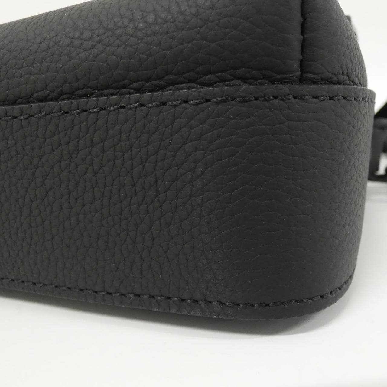 LOUIS VUITTON LV Aerogram Fastline 郵差包 M22482 肩背包