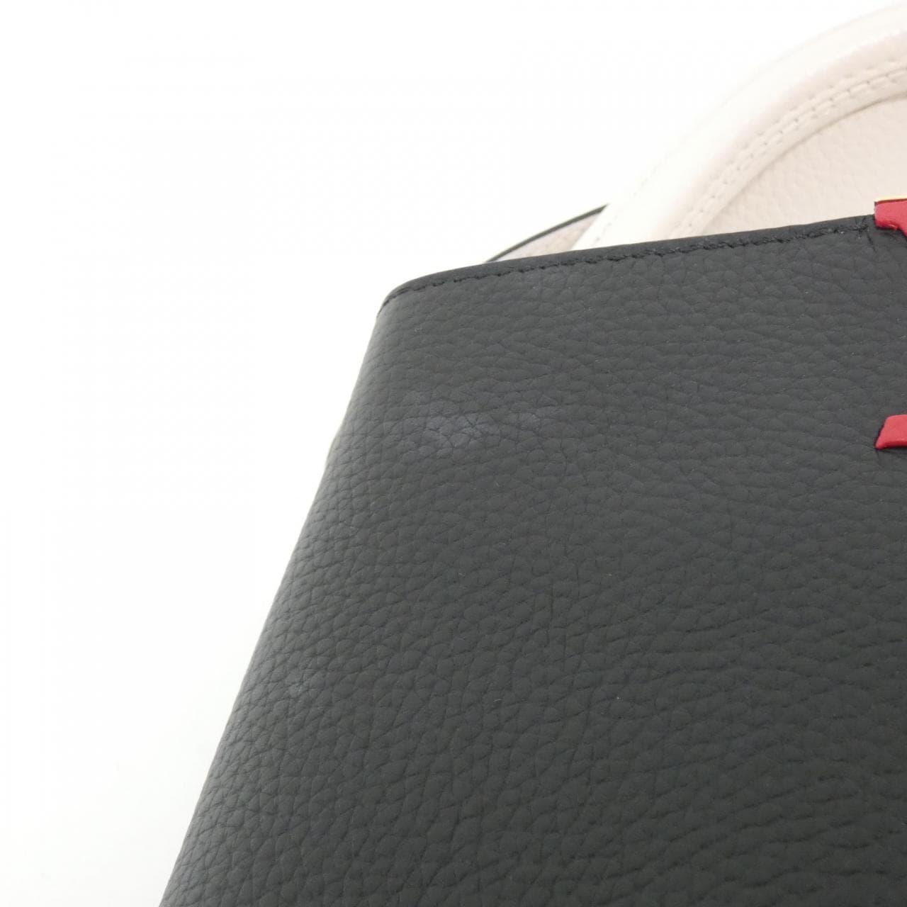 ルイヴィトン カプシーヌBB M21043 バッグ