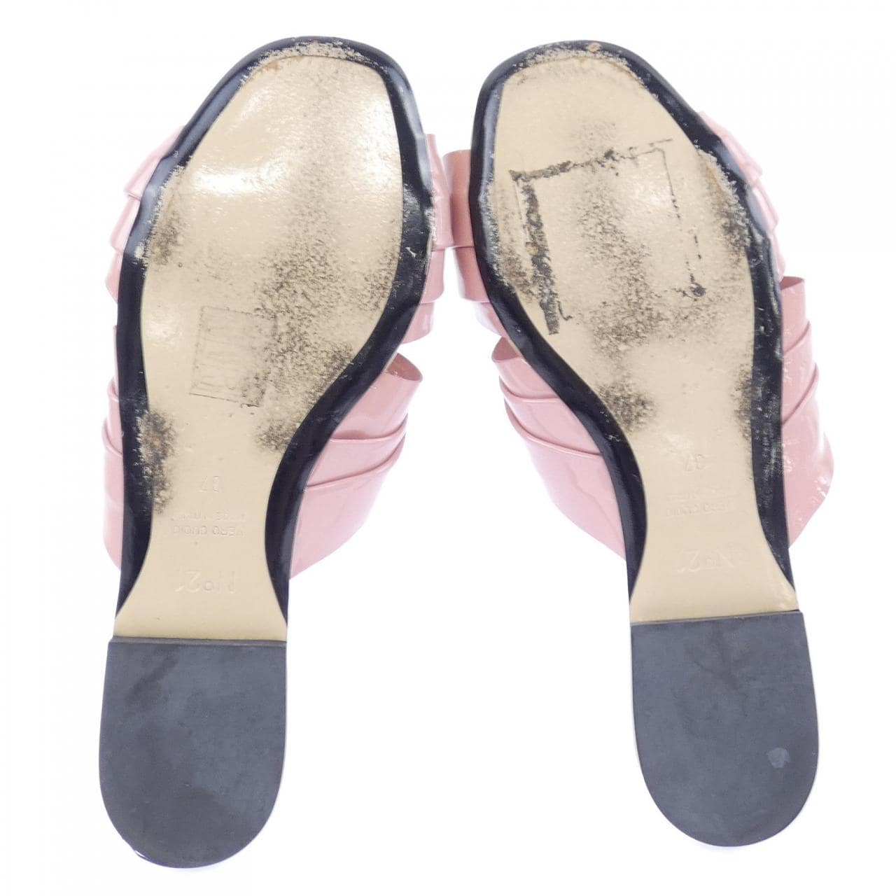 ヌメロヴェントゥーノ N°21 サンダル